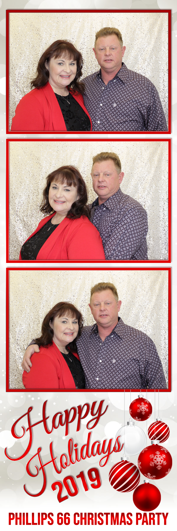 Phillips 66 Christmas Party | View more photos from the event at gallery.photoboothbillings.com/u/PhotoBoothBillings/Phillips-66-Christmas-Party